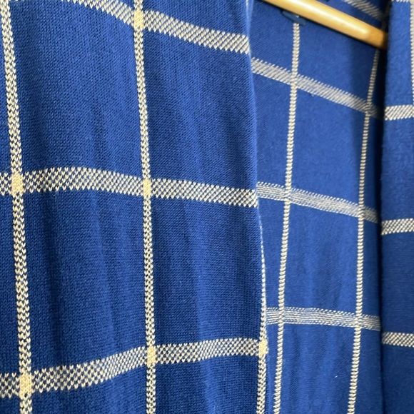 Lands End Lightweight Cardigan Medium Open Front Blue Check Pockets Long Sleeve - Picture 2 of 9